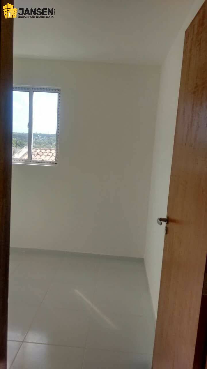 Apartamento à venda com 2 quartos, 58m² - Foto 4