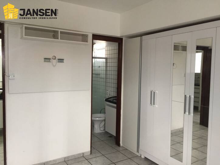 Apartamento à venda com 2 quartos, 67m² - Foto 9