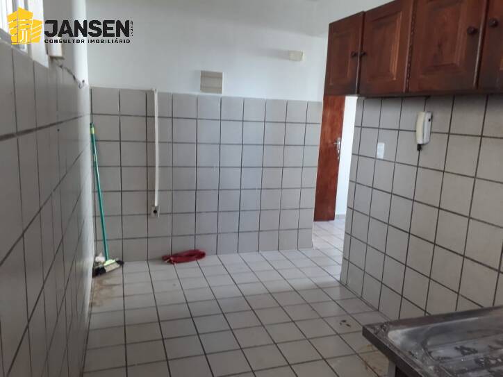 Apartamento à venda com 3 quartos, 74m² - Foto 3