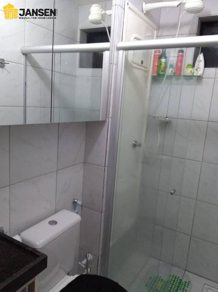 Apartamento à venda com 3 quartos, 76m² - Foto 11