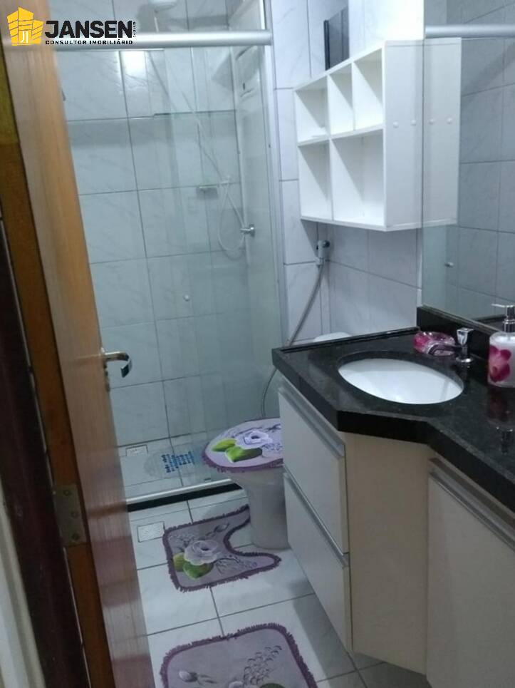 Apartamento à venda com 3 quartos, 76m² - Foto 18