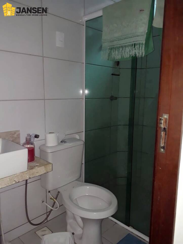 Apartamento à venda com 3 quartos, 79m² - Foto 4