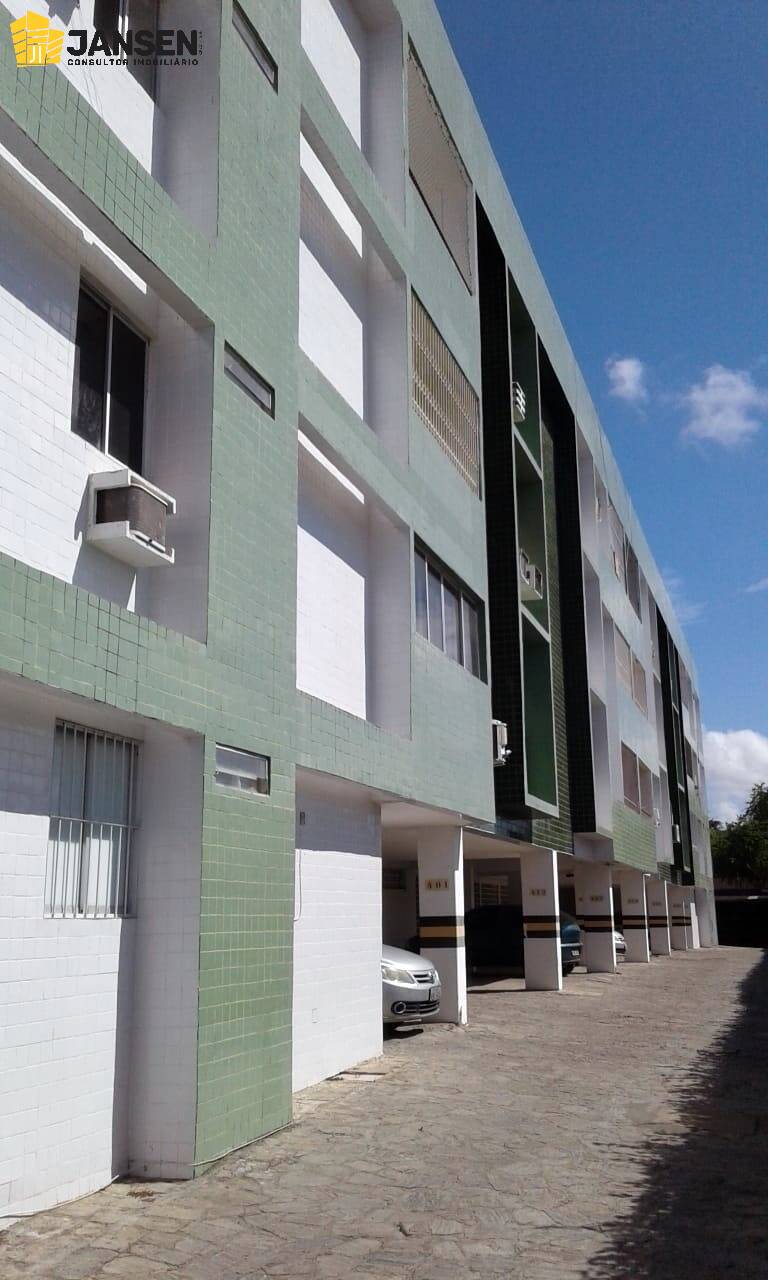 Apartamento à venda com 2 quartos, 62m² - Foto 1