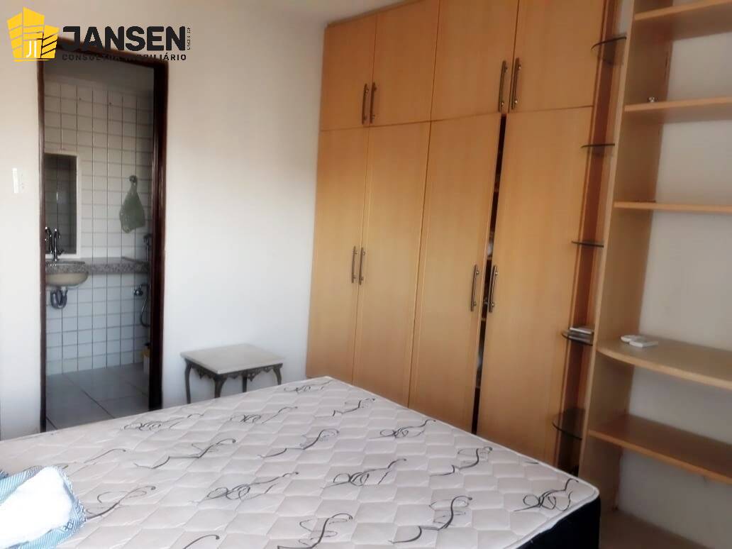 Apartamento para alugar com 3 quartos, 98m² - Foto 16