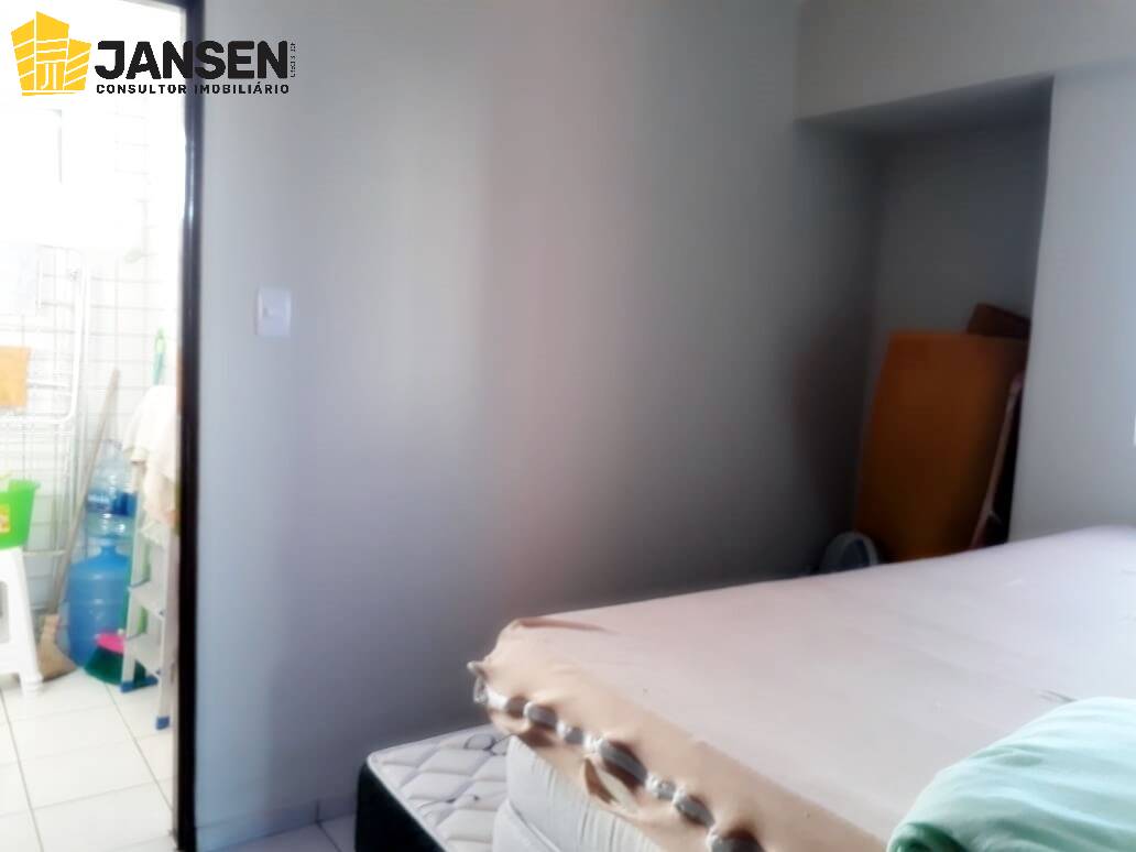 Apartamento para alugar com 3 quartos, 98m² - Foto 18