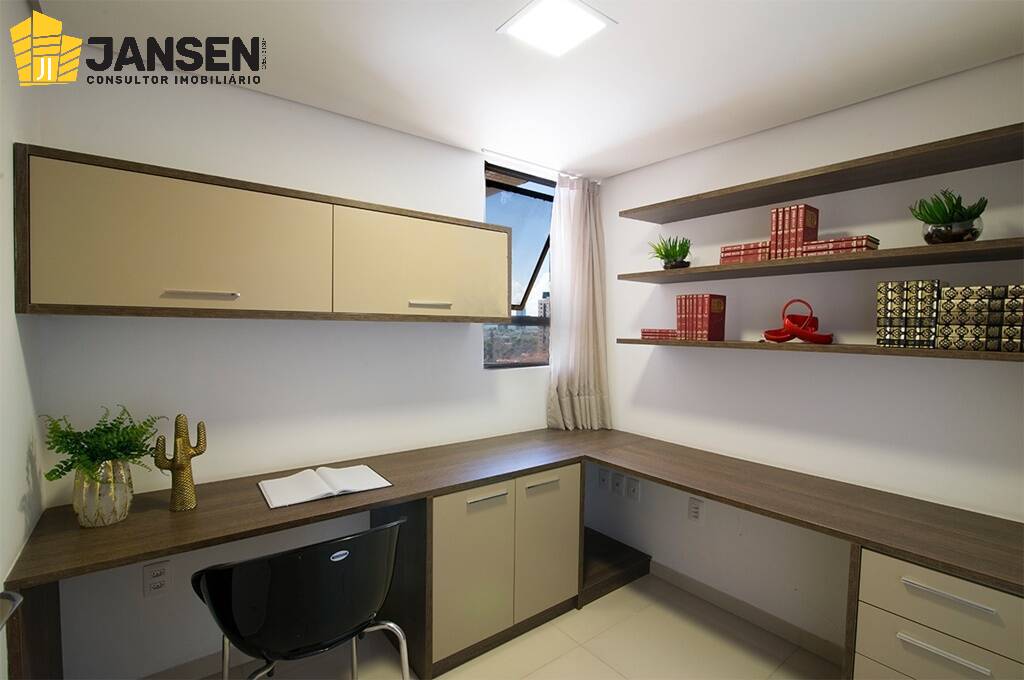 Apartamento à venda com 4 quartos, 207m² - Foto 14