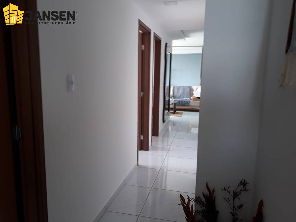 Apartamento à venda com 3 quartos, 83m² - Foto 3