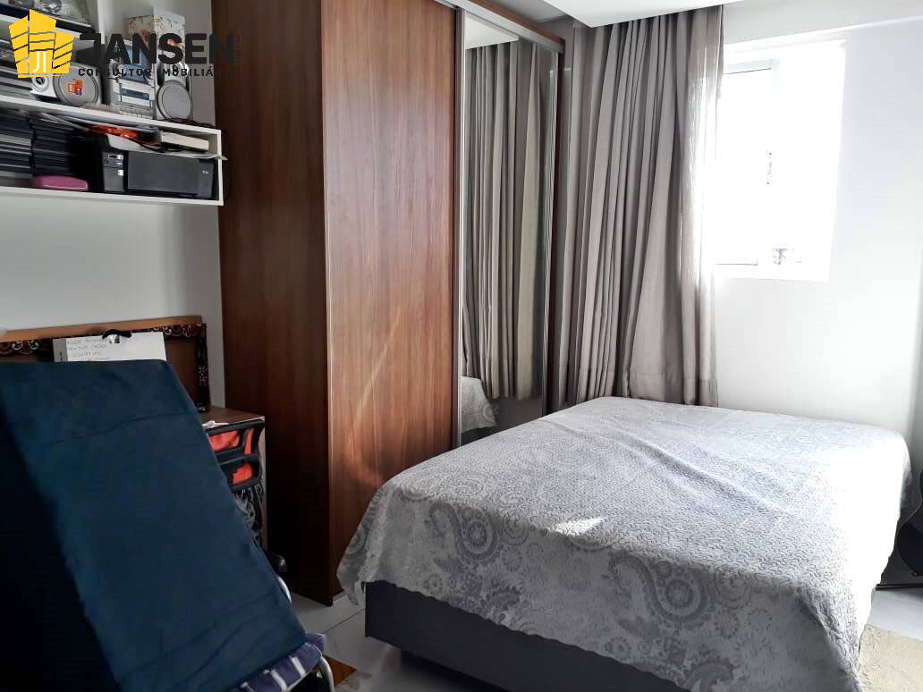 Apartamento à venda com 3 quartos, 83m² - Foto 8