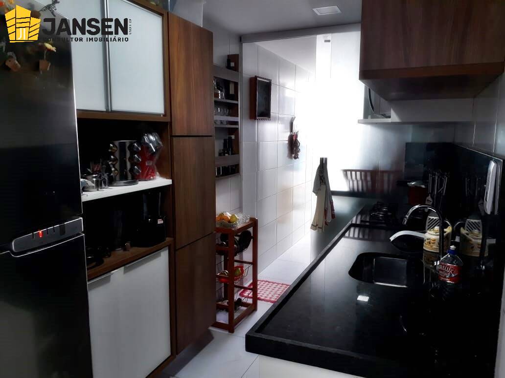 Apartamento à venda com 3 quartos, 83m² - Foto 10