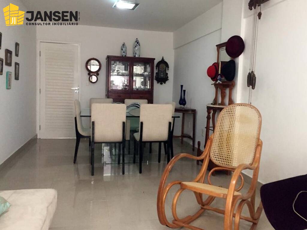 Apartamento à venda com 3 quartos, 105m² - Foto 17