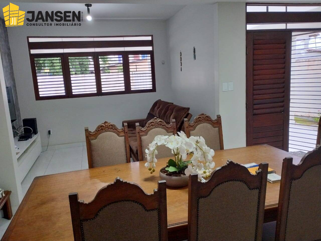 Casa à venda com 3 quartos, 230m² - Foto 16