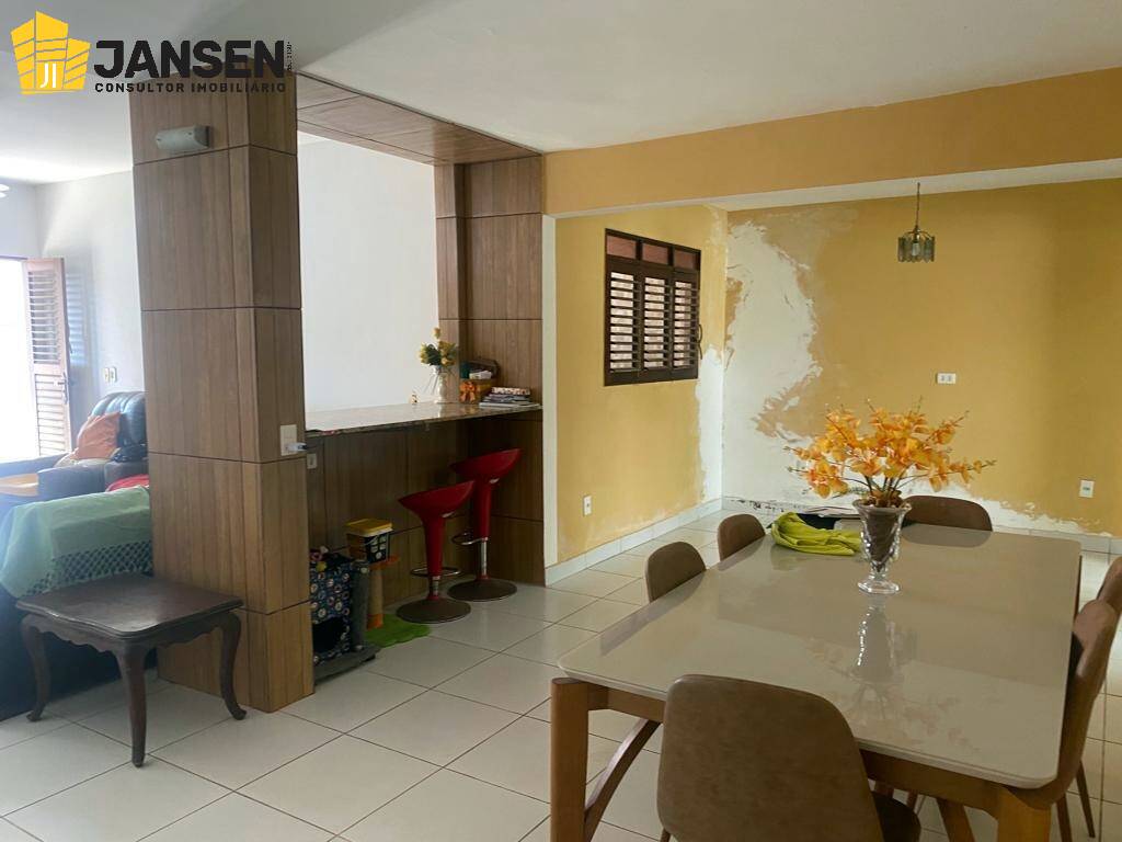 Casa para alugar com 5 quartos, 360m² - Foto 19