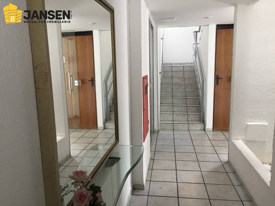 Apartamento à venda com 2 quartos, 65m² - Foto 19