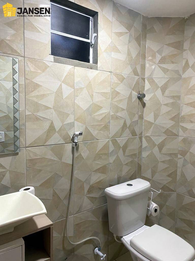 Casa à venda com 5 quartos, 600m² - Foto 14