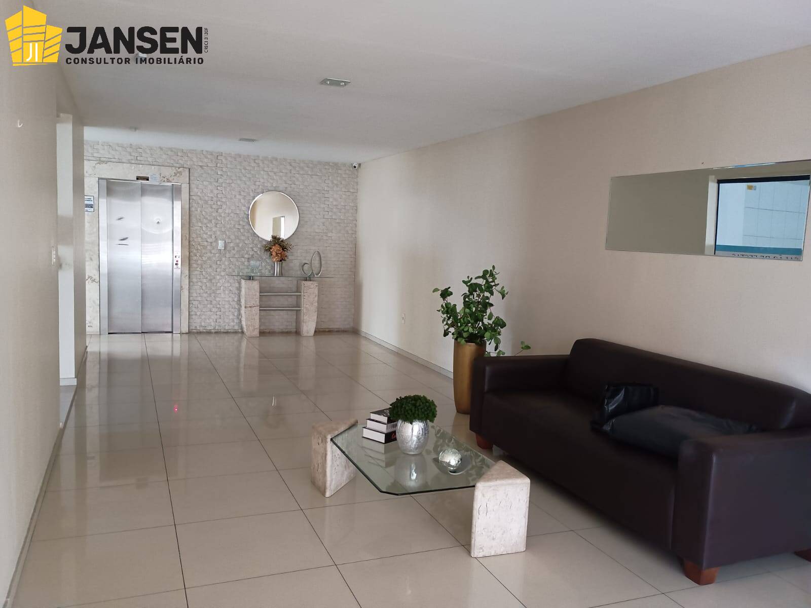 Apartamento para alugar com 3 quartos, 86m² - Foto 2